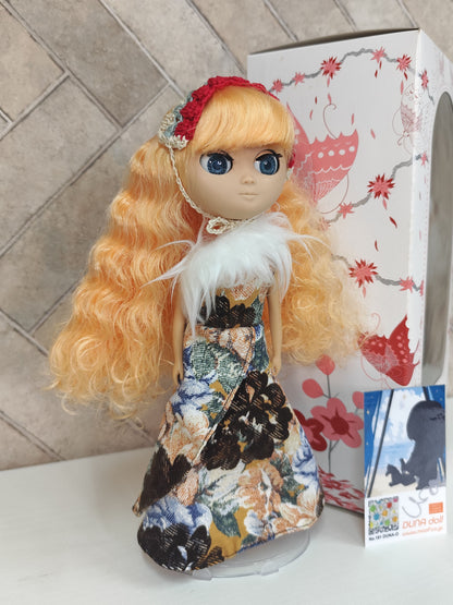 Duna-Orange-doll Lot.191