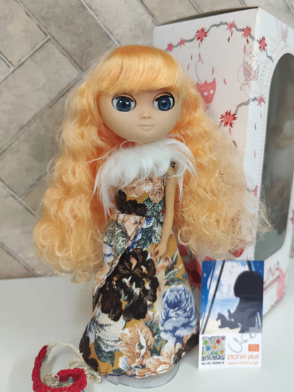 Duna-Orange-doll Lot.191