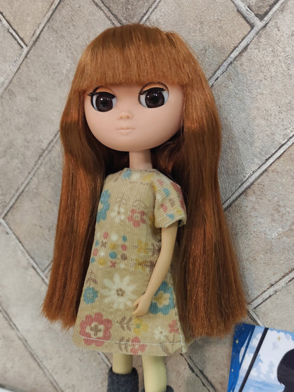 una-doll Lot.200