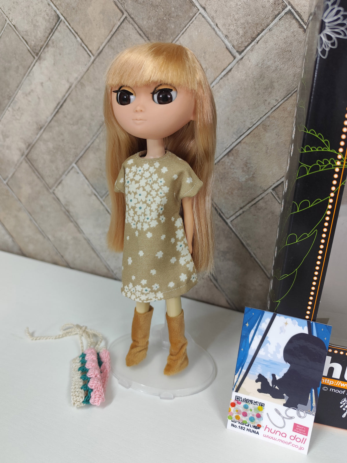 huna-doll Lot.182