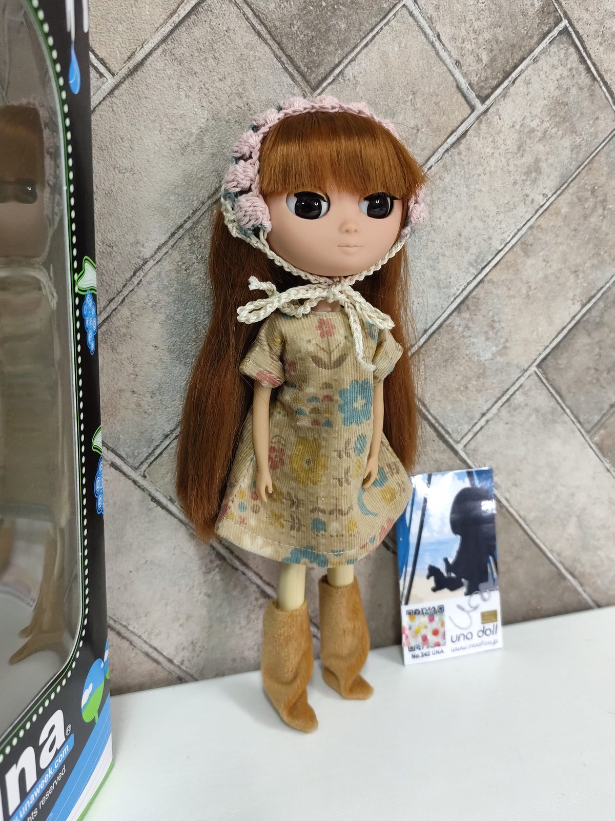 una-doll Lot.242