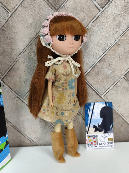 una-doll Lot.242