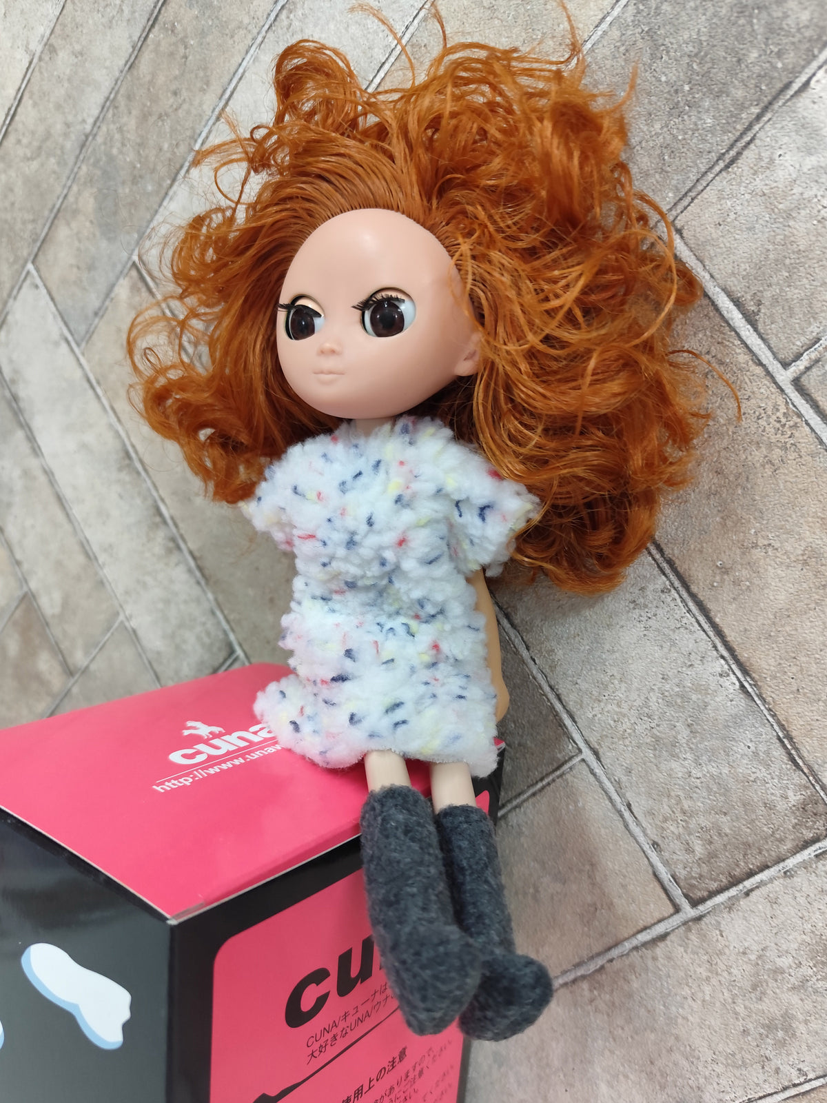 cuna-doll Lot.272