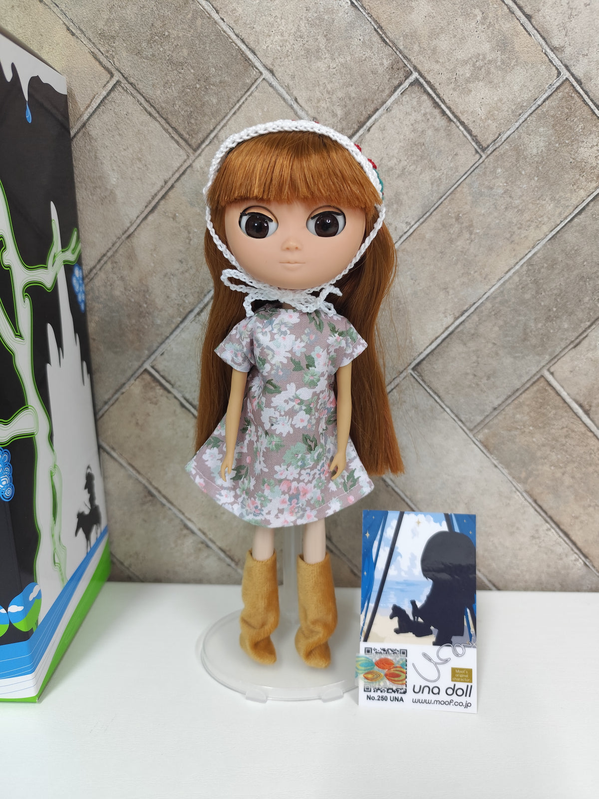 una-doll Lot.250